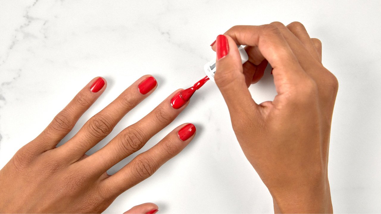 Gel vs. Acrylic Nails: What's the Difference? - L'Oréal Paris