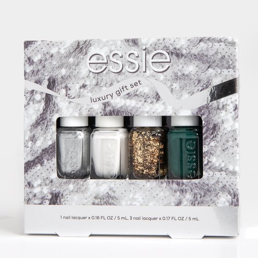 limited piece edition polish nail kit- mini holiday essie 4